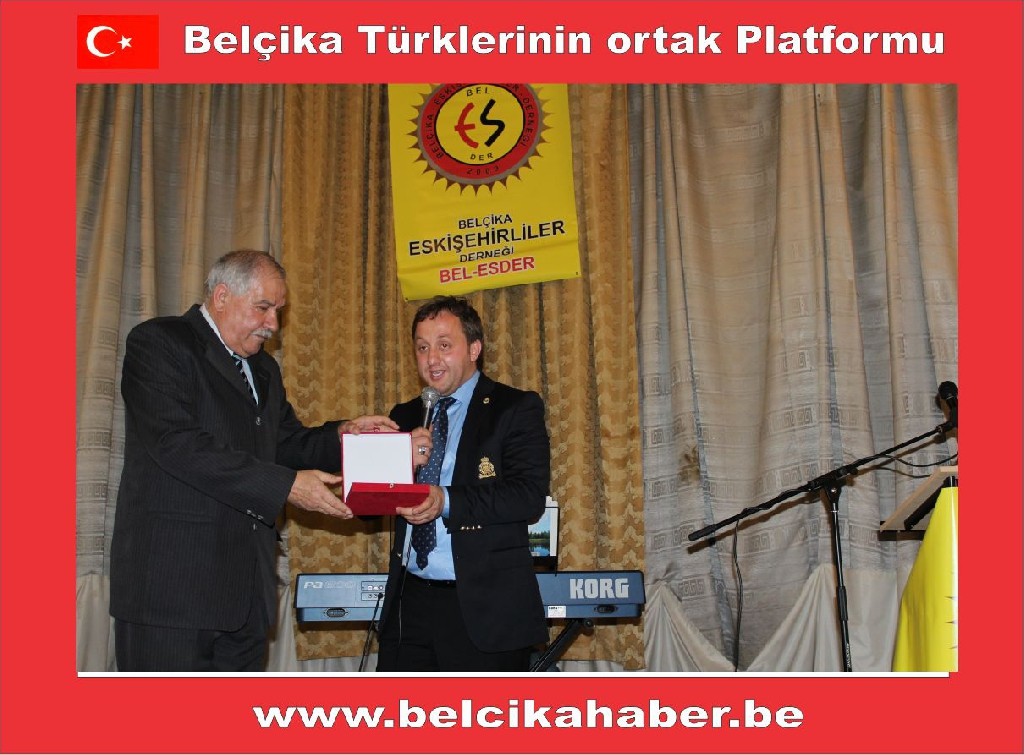 BEL-ESDER DERNEĞİ AÇILIŞINDA ESKİŞEHİR’LİLER BİRLİK SERGİLEDİ