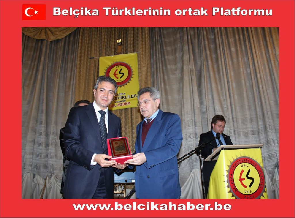 BEL-ESDER DERNEĞİ AÇILIŞINDA ESKİŞEHİR’LİLER BİRLİK SERGİLEDİ