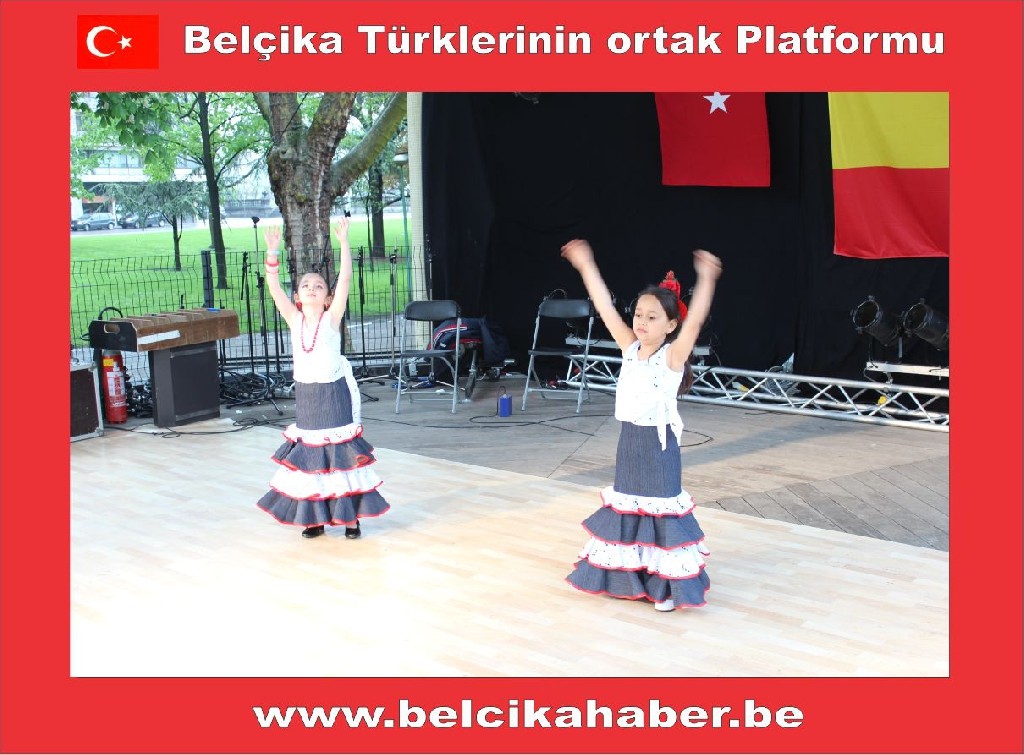 LİEGE TÜRK FESTİVALİ VE 23 NİSAN KUTLAMASI COŞKULUYDU