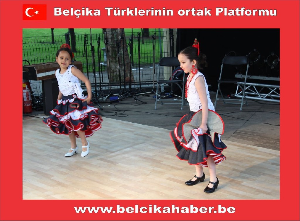 LİEGE TÜRK FESTİVALİ VE 23 NİSAN KUTLAMASI COŞKULUYDU