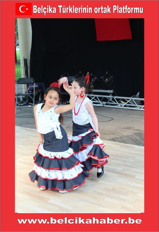 LİEGE TÜRK FESTİVALİ VE 23 NİSAN KUTLAMASI COŞKULUYDU