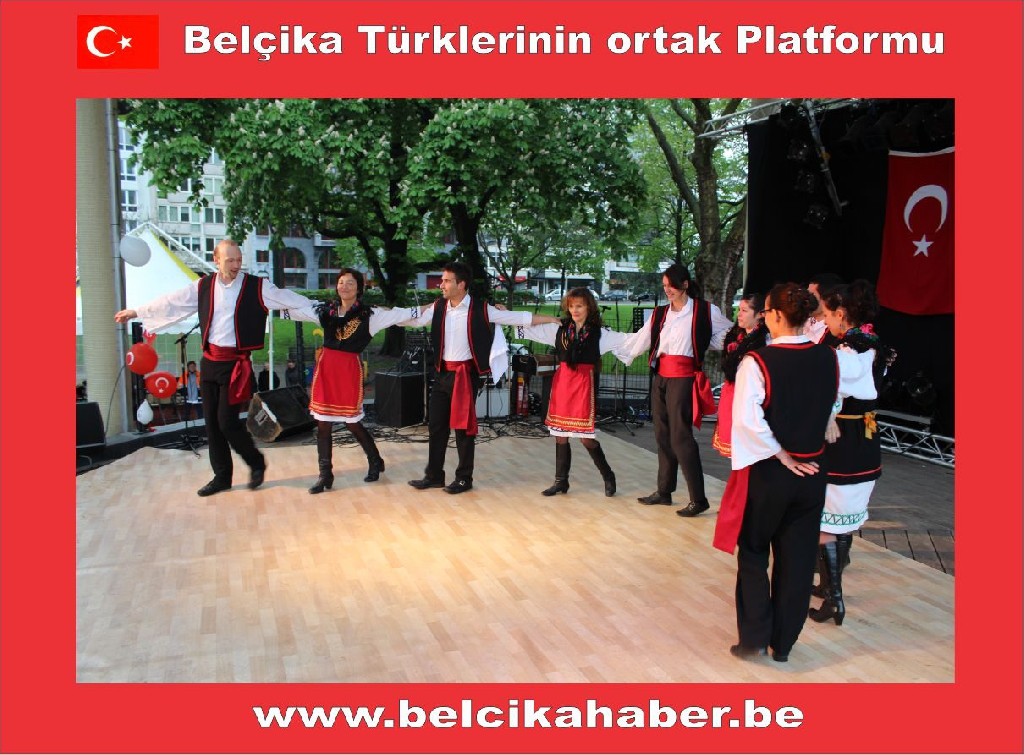 LİEGE TÜRK FESTİVALİ VE 23 NİSAN KUTLAMASI COŞKULUYDU