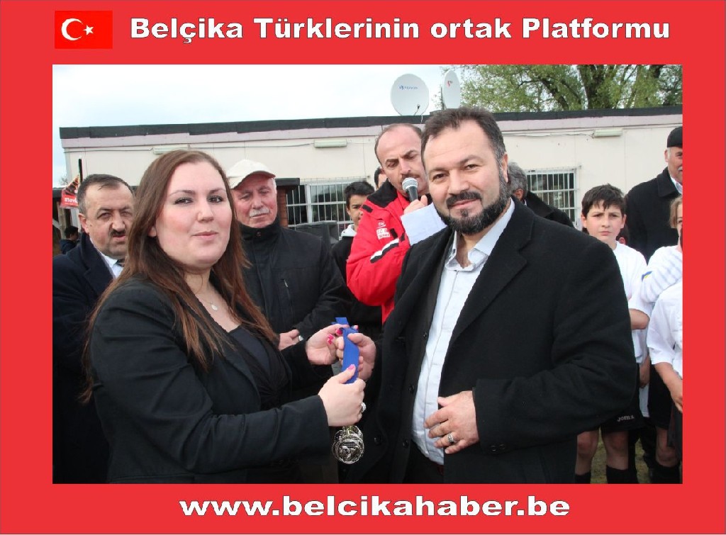 Belcika Diyanet Vakfi Anvers Bolge Gençlik Şöleni Düzenlendi