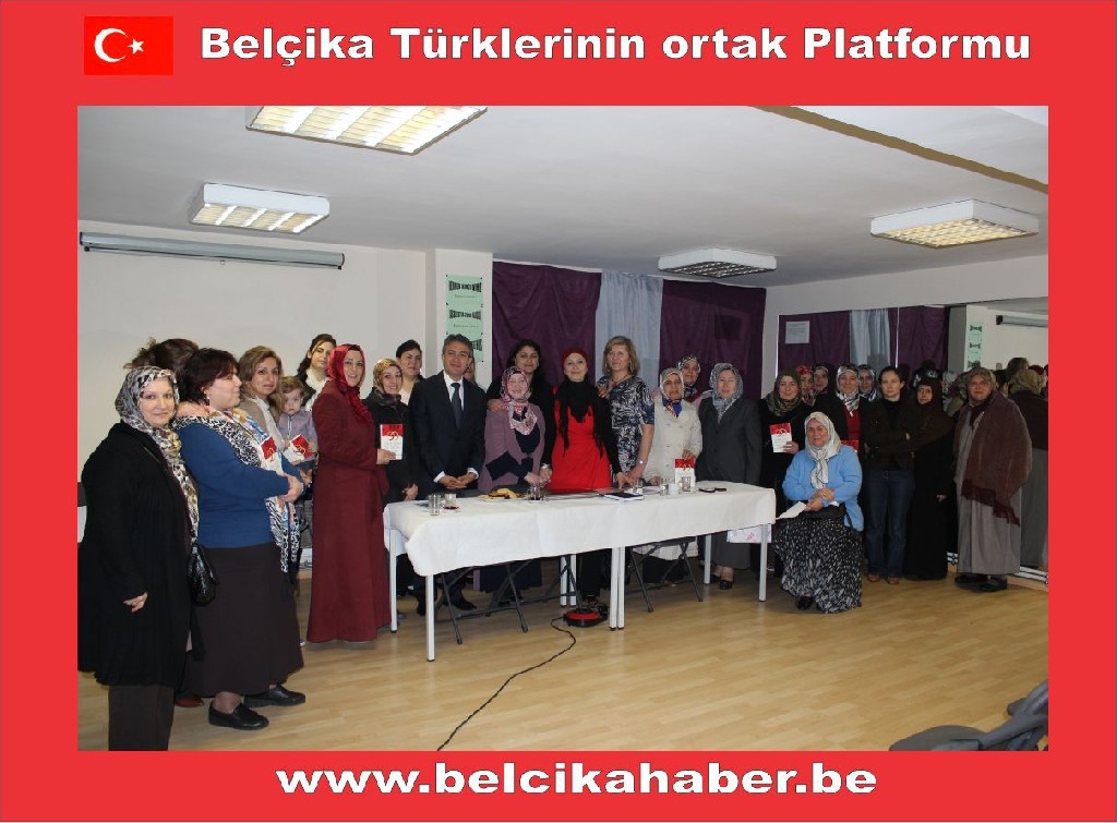 YAZAR AYŞE SEZGİN YİĞİT KİTABININ TANITIMINI YAPTI