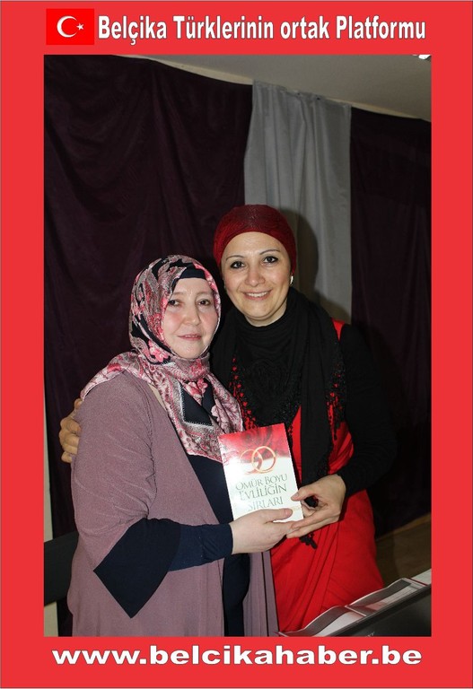 YAZAR AYŞE SEZGİN YİĞİT KİTABININ TANITIMINI YAPTI
