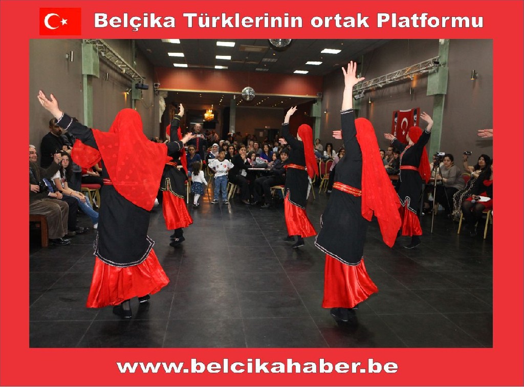 ATATÜRKÇÜ GENÇLERDEN 19 MAYIS KUTLAMASI