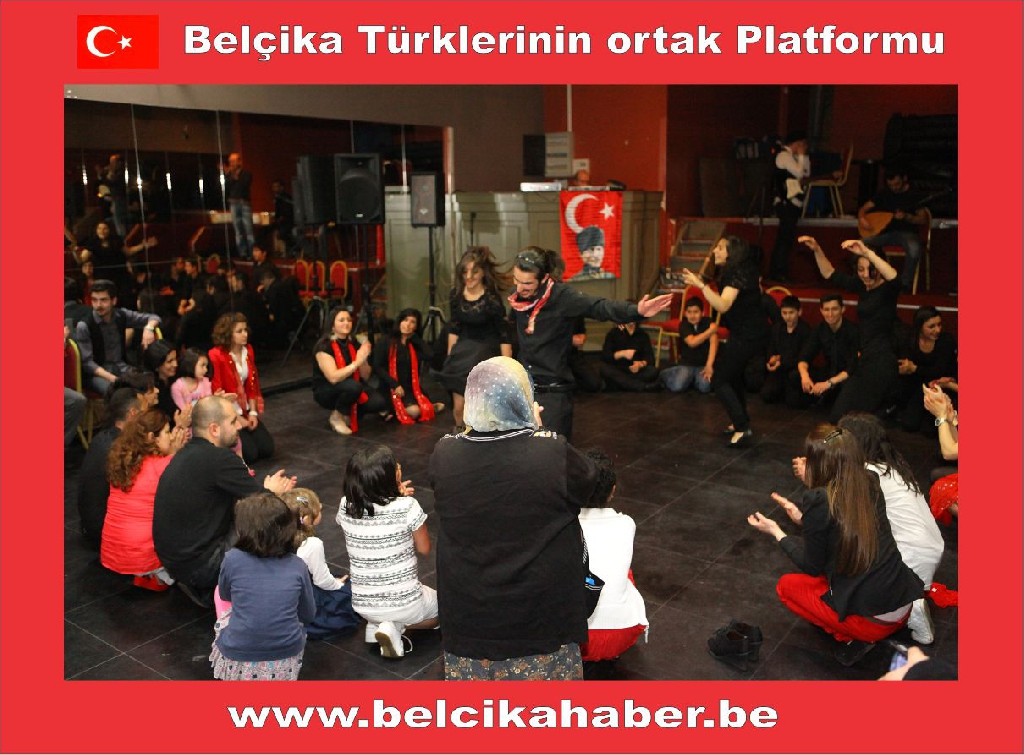ATATÜRKÇÜ GENÇLERDEN 19 MAYIS KUTLAMASI