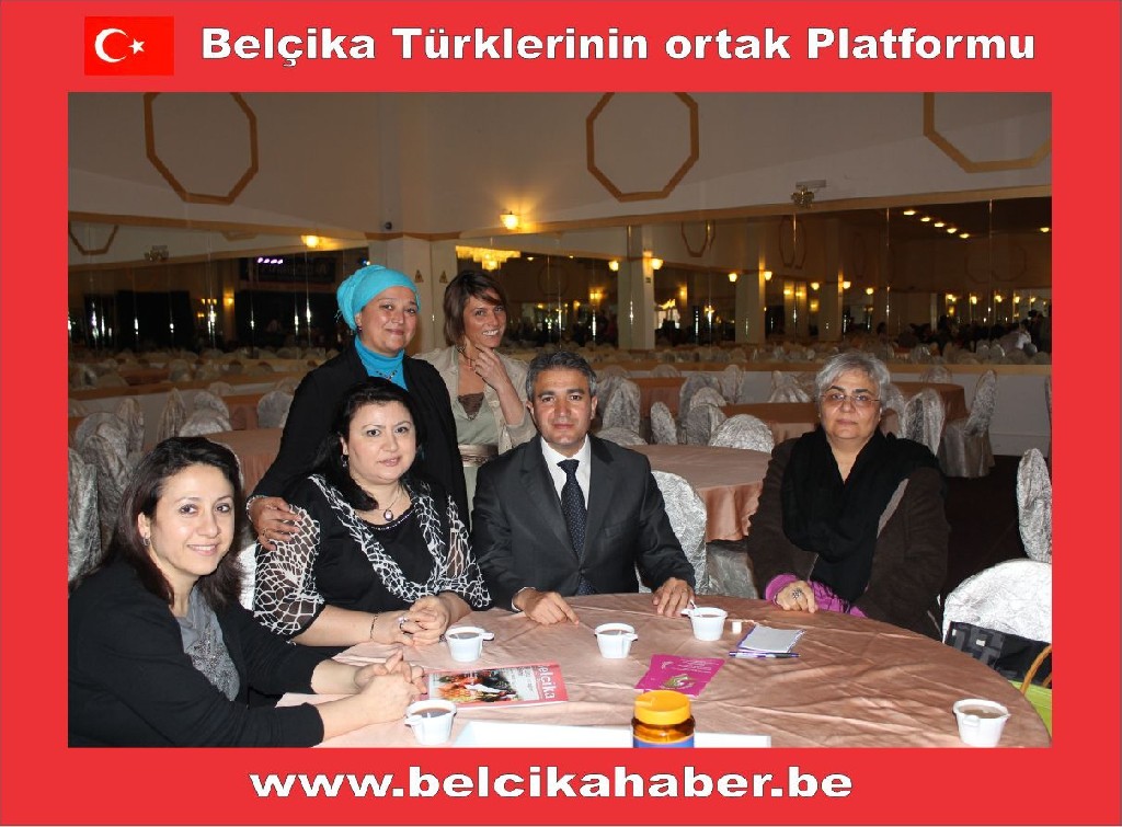 TURKISH LADY 4. KÜLTÜR GECESİ HALAYLARLA KUTLANDI