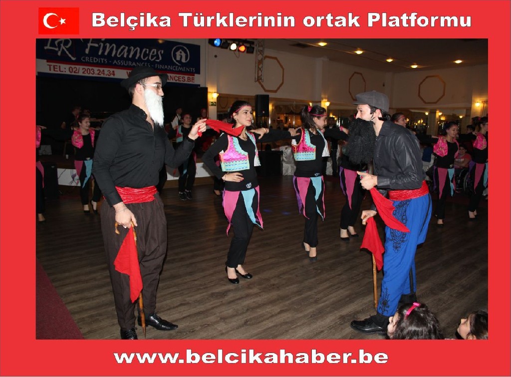 TURKISH LADY 4. KÜLTÜR GECESİ HALAYLARLA KUTLANDI