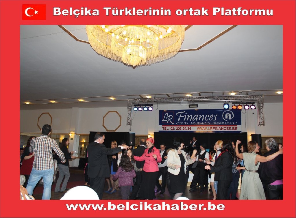 TURKISH LADY 4. KÜLTÜR GECESİ HALAYLARLA KUTLANDI