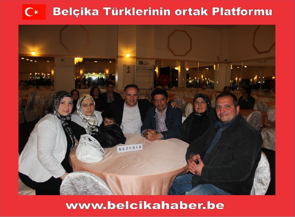 TURKISH LADY 4. KÜLTÜR GECESİ HALAYLARLA KUTLANDI