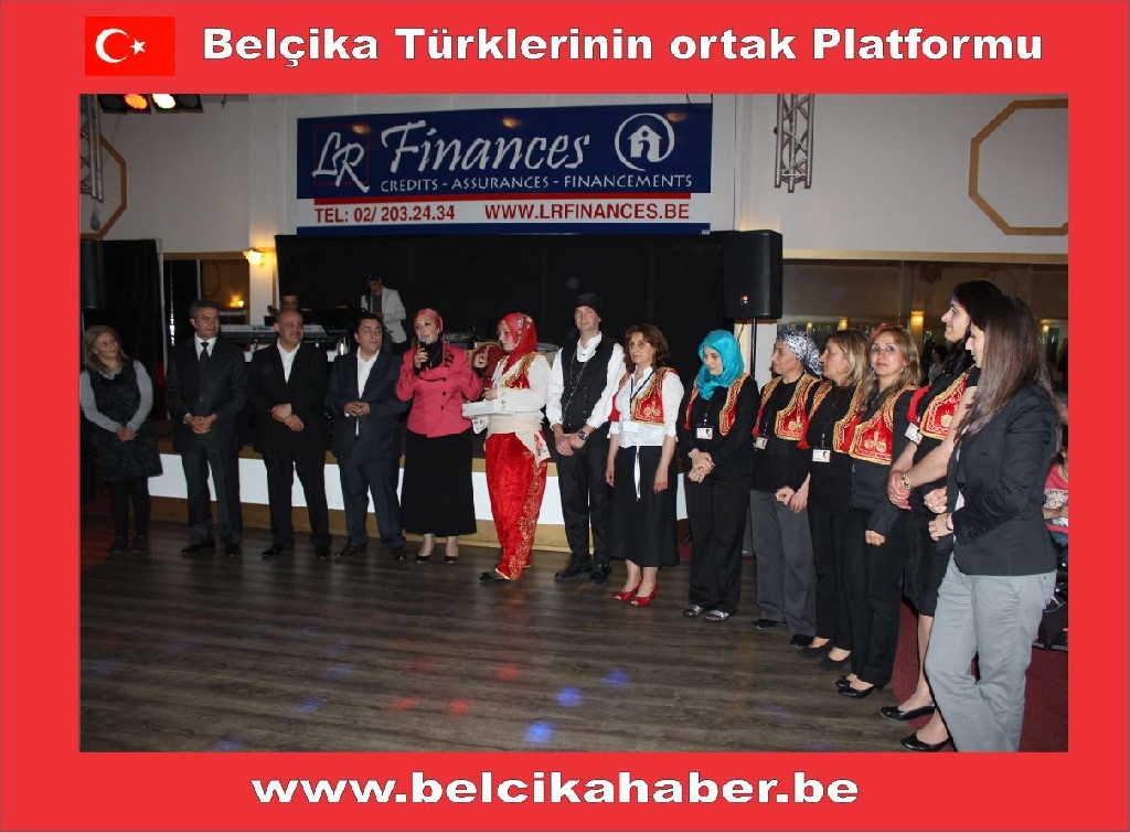 TURKISH LADY 4. KÜLTÜR GECESİ HALAYLARLA KUTLANDI