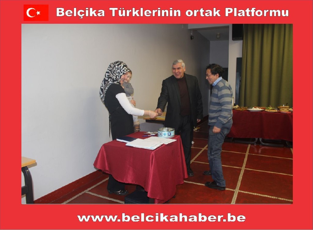 DİYANET KADIN KOLLARINDAN 'KEKEMELİK' KONFERANSI