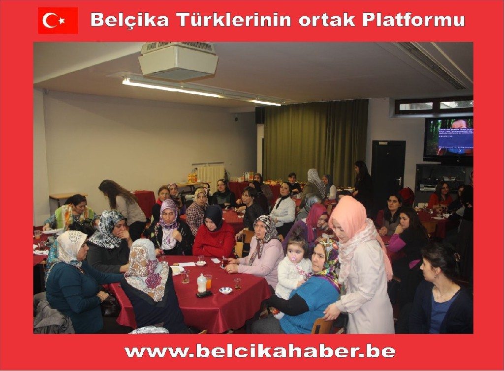DİYANET KADIN KOLLARINDAN 'KEKEMELİK' KONFERANSI