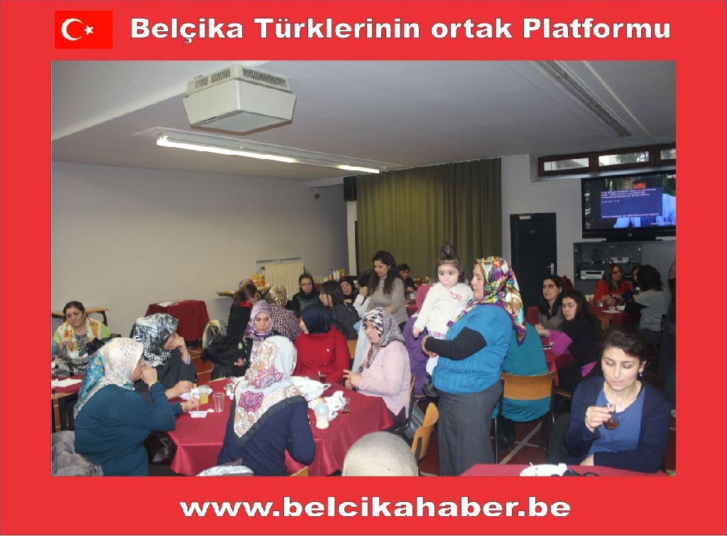 DİYANET KADIN KOLLARINDAN 'KEKEMELİK' KONFERANSI