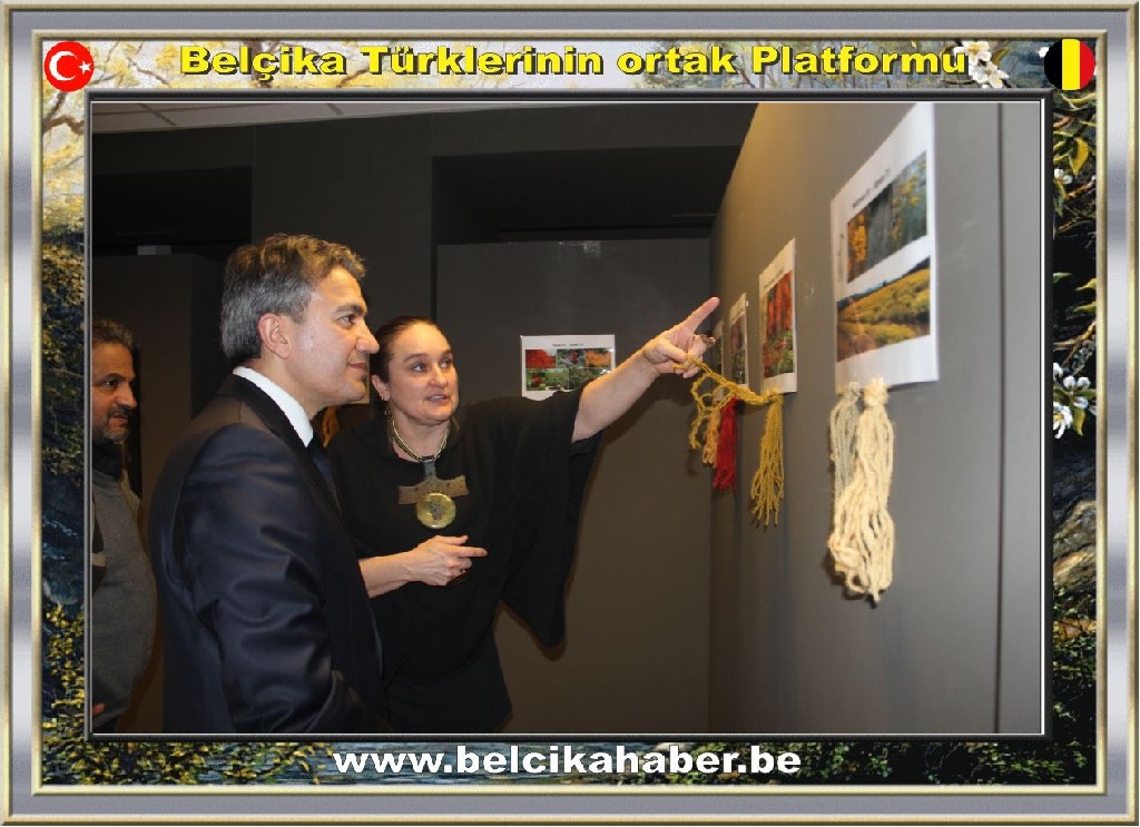 KİLİMLER KÜLTÜREL ZENGİNLİĞİN VE ÇOK KÜLTÜRLÜLÜĞÜN SİMGELERİDİR