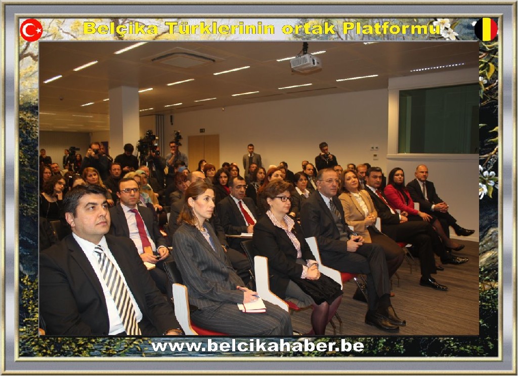 BAKAN ŞAHİN BRÜKSEL'DE STK TEMSİLCİLERİYLE GÖRÜŞTÜ