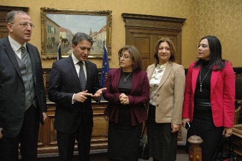 Fatma Şahin, Belçika'daki Temaslarına Emir Kır'la Başladı