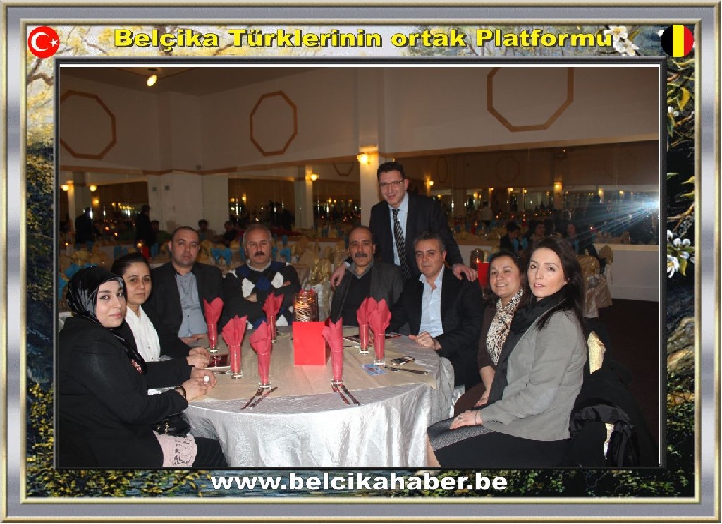 BRÜKSEL YAŞAM GECELERİ TÜRKÜ VE ŞARKILARLA ISINDI
