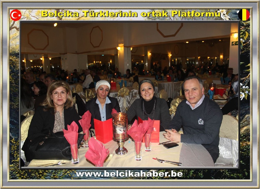 BRÜKSEL YAŞAM GECELERİ TÜRKÜ VE ŞARKILARLA ISINDI