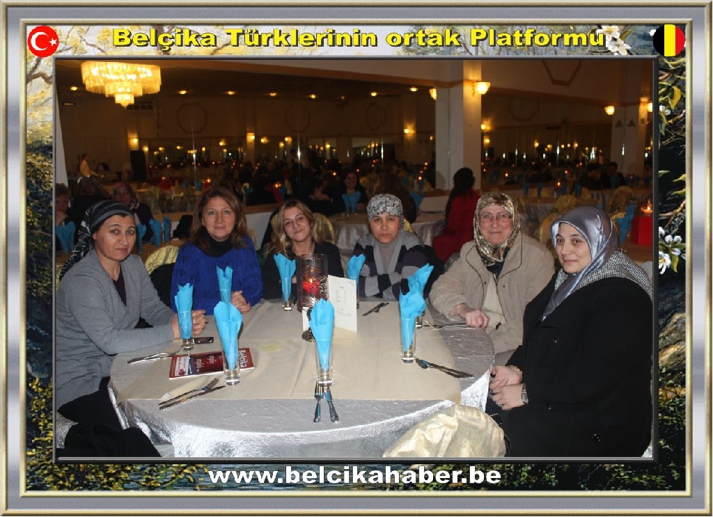 BRÜKSEL YAŞAM GECELERİ TÜRKÜ VE ŞARKILARLA ISINDI