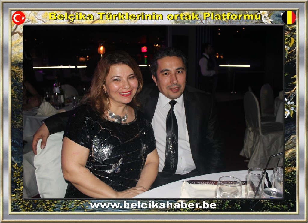 CEYLAN VE ARZU KONSERLERİNDE GÖNÜLLERİ FETH ETTİ