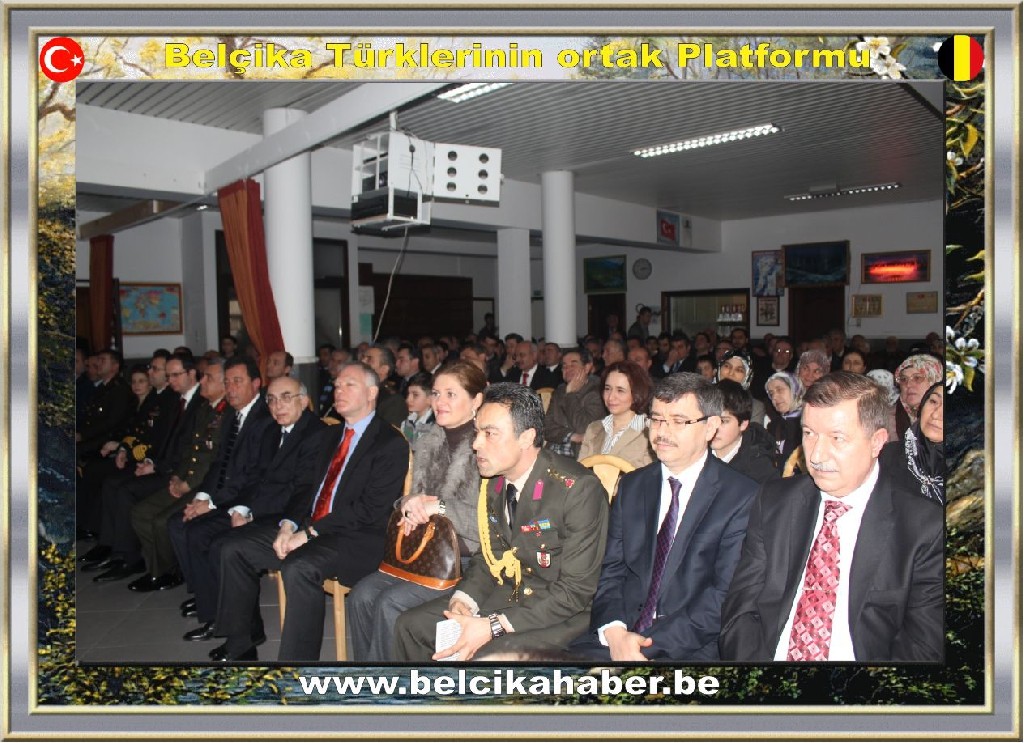 ÇANAKKALE ŞEHİTLERİ BRÜKSEL'DE ANILDI