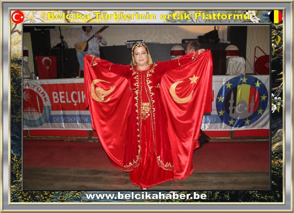 ÜLKÜCÜLER SANATÇILARIYLA COŞTU