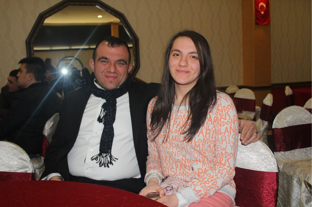 ÜLKÜCÜLER SANATÇILARIYLA COŞTU