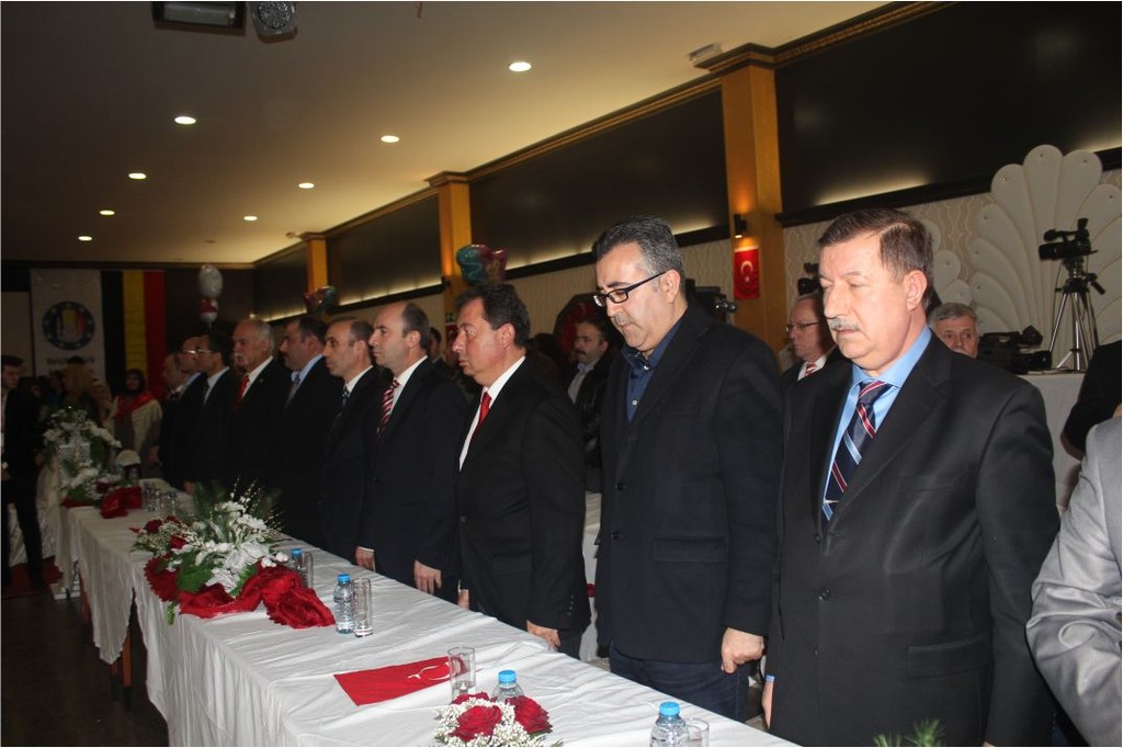 ÜLKÜCÜLER SANATÇILARIYLA COŞTU