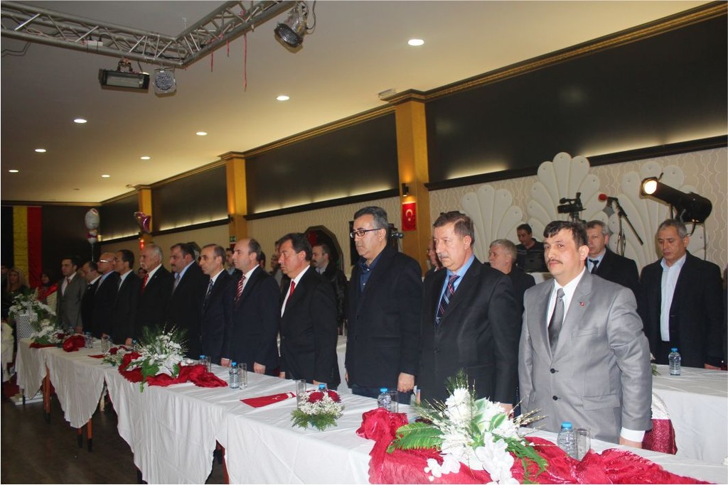 ÜLKÜCÜLER SANATÇILARIYLA COŞTU