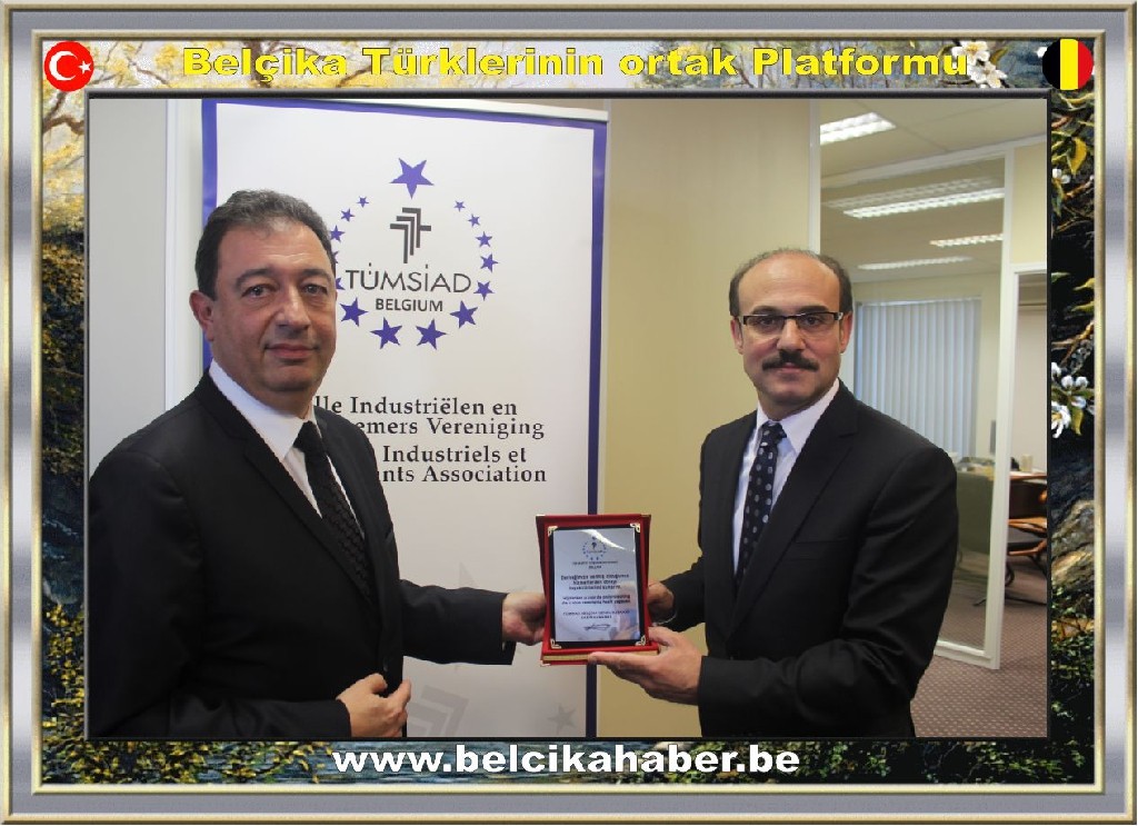 YURTDIŞI TÜRKLER MÜDÜRÜ YURTNAÇ TÜMSİAD'I ZİYARET ETTİ.