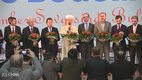 Peygamber Sevgisi Belçika'da Binlerce İnsanı Bir Araya Getirdi