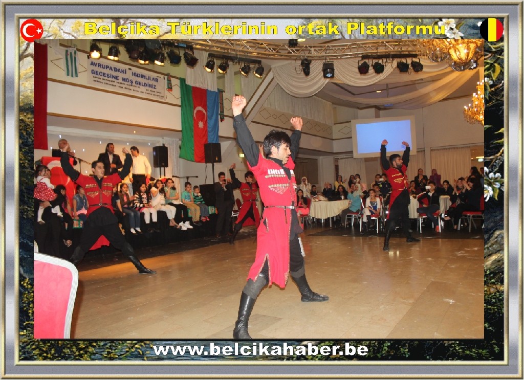 ÖZ IĞDIRSPOR YARARINA DAYANIŞMA GECESİNDE BÜYÜK COŞKU VARDI