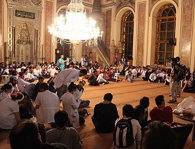 Cami hastane oldu   