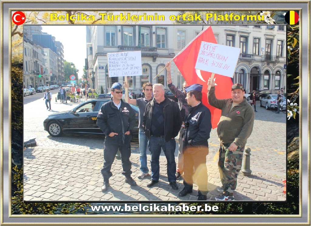 BRÜKSEL'DEKİ 'GEZİ PARKI OTURMA EYLEMİ'NE AB'Lİ VEKİLLERDE DESTEK VERDİ