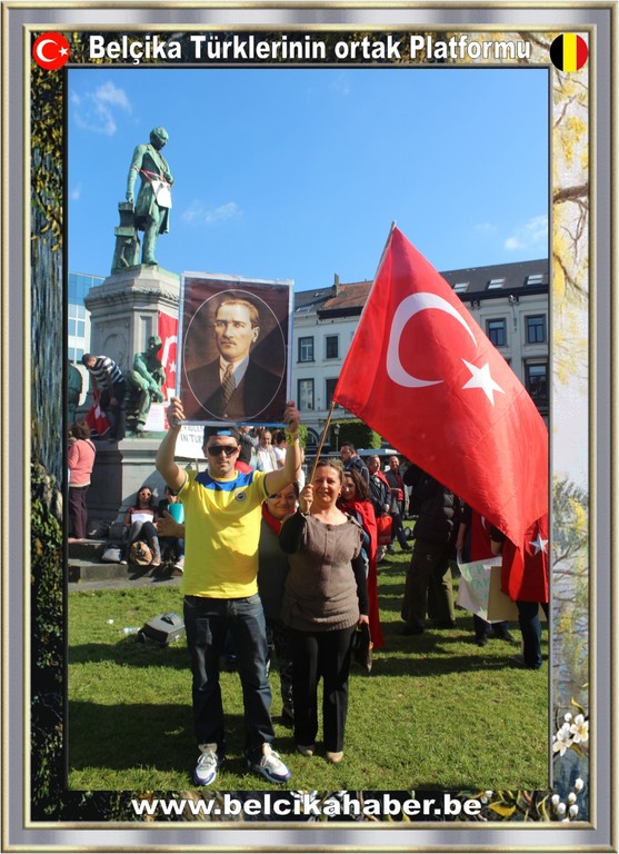 BRÜKSEL'DEKİ 'GEZİ PARKI OTURMA EYLEMİ'NE AB'Lİ VEKİLLERDE DESTEK VERDİ