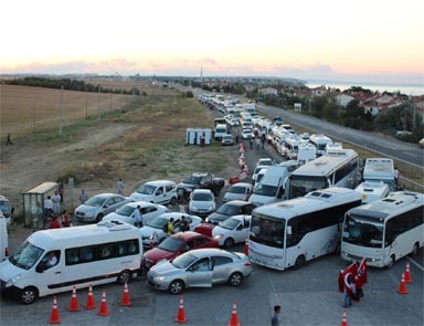 Silivri'ye giden tüm yollar kapatıldı    