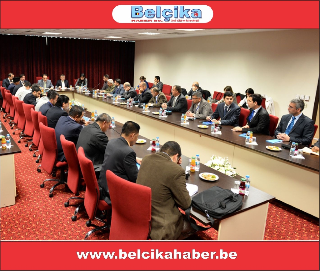 IRAK ve FİLİPİNLER’DEN GELEN SİYASİ PARTİ LİDERLERİ DOÇ.DR. KUDRET BÜLBÜL’Ü ZİYARET ETTİ