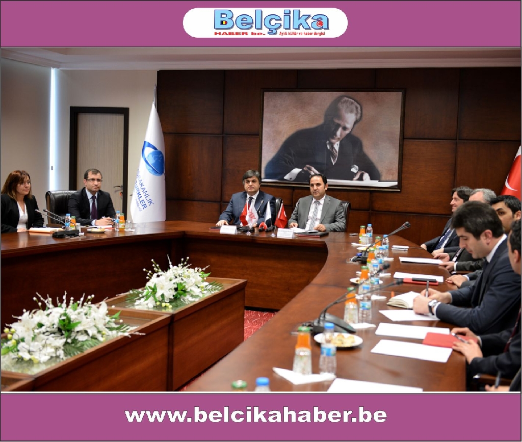 YTB ve YÖK ARASINDA ÜNİVERSİTELERDE TÜRKİYE BURSLARI KOORDİNASYON OFİSLERİ   KURULMASINA İLİŞKİN PROTOKOL ANLAŞMASI İMZALANDI