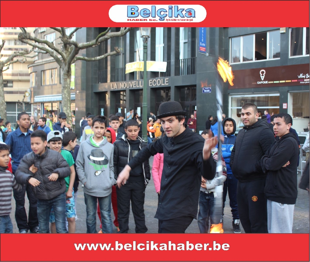 SAINT JOSSE MAHALLE FESTİVALİNDE FUNDA İLE COŞTULAR