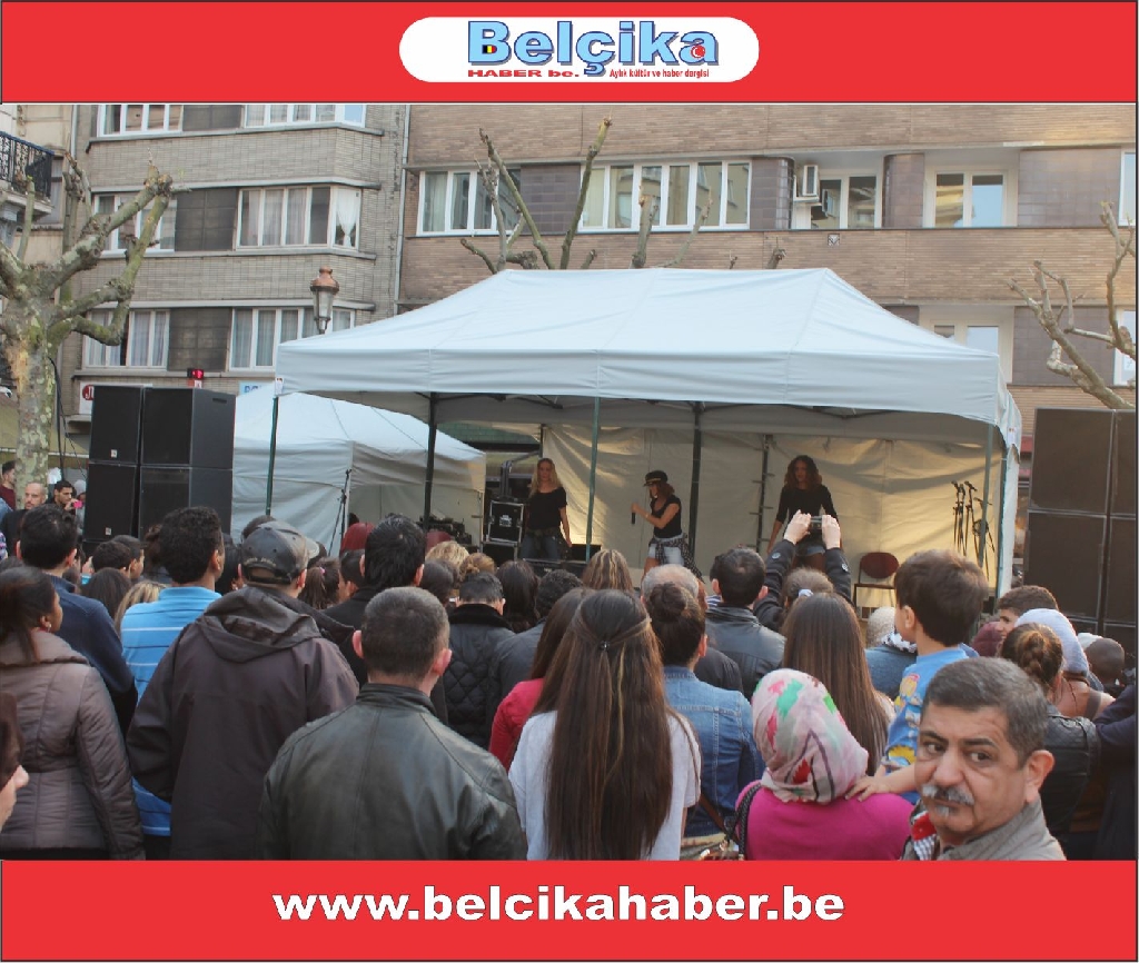 SAINT JOSSE MAHALLE FESTİVALİNDE FUNDA İLE COŞTULAR