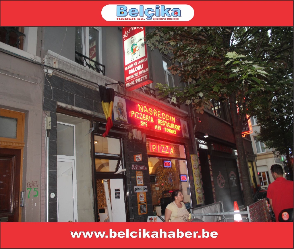 TÜRK ESNAFLARI BELÇİKA BAYRAKLARIYLA BELÇİKA MİLLİ TAKIMINA DESTEK VERİYORLAR