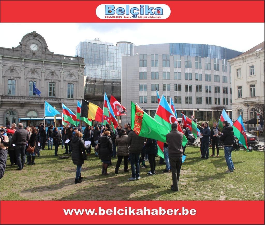 'AB'NİN KALBİNDE VE ERMENİSTAN BÜYÜKELÇİLİĞİ' ÖNÜNDE GÖRKEMLİ BİR PROTESTO GERÇEKLEŞTİRİLDİLER