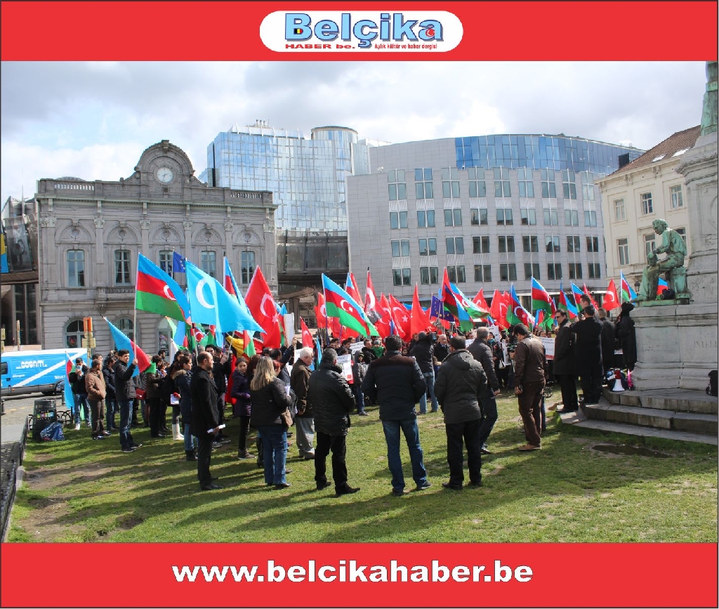 'AB'NİN KALBİNDE VE ERMENİSTAN BÜYÜKELÇİLİĞİ' ÖNÜNDE GÖRKEMLİ BİR PROTESTO GERÇEKLEŞTİRİLDİLER