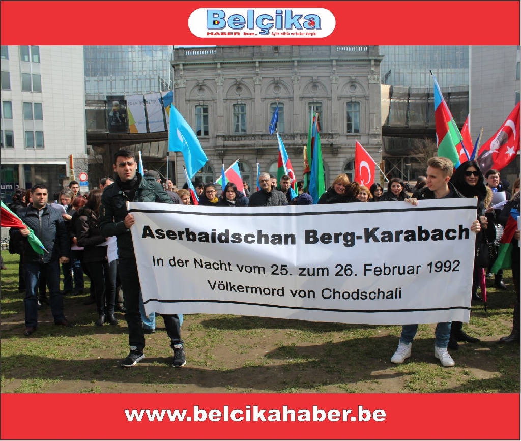 'AB'NİN KALBİNDE VE ERMENİSTAN BÜYÜKELÇİLİĞİ' ÖNÜNDE GÖRKEMLİ BİR PROTESTO GERÇEKLEŞTİRİLDİLER
