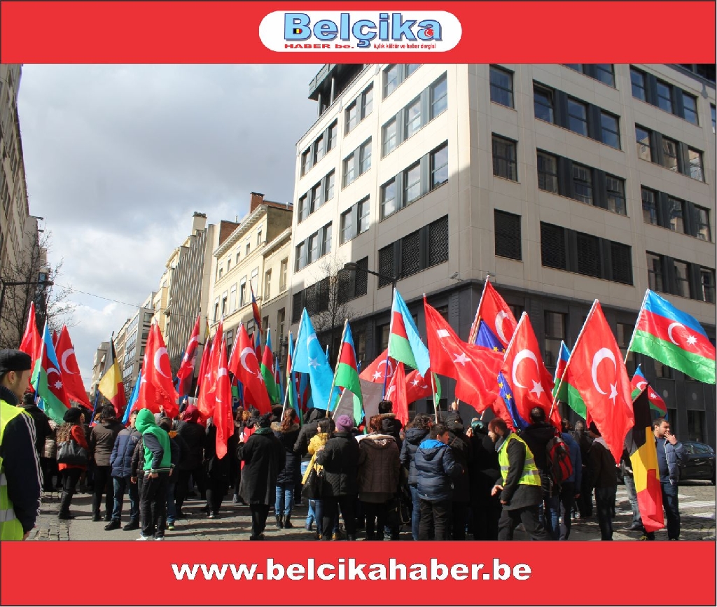 'AB'NİN KALBİNDE VE ERMENİSTAN BÜYÜKELÇİLİĞİ' ÖNÜNDE GÖRKEMLİ BİR PROTESTO GERÇEKLEŞTİRİLDİLER