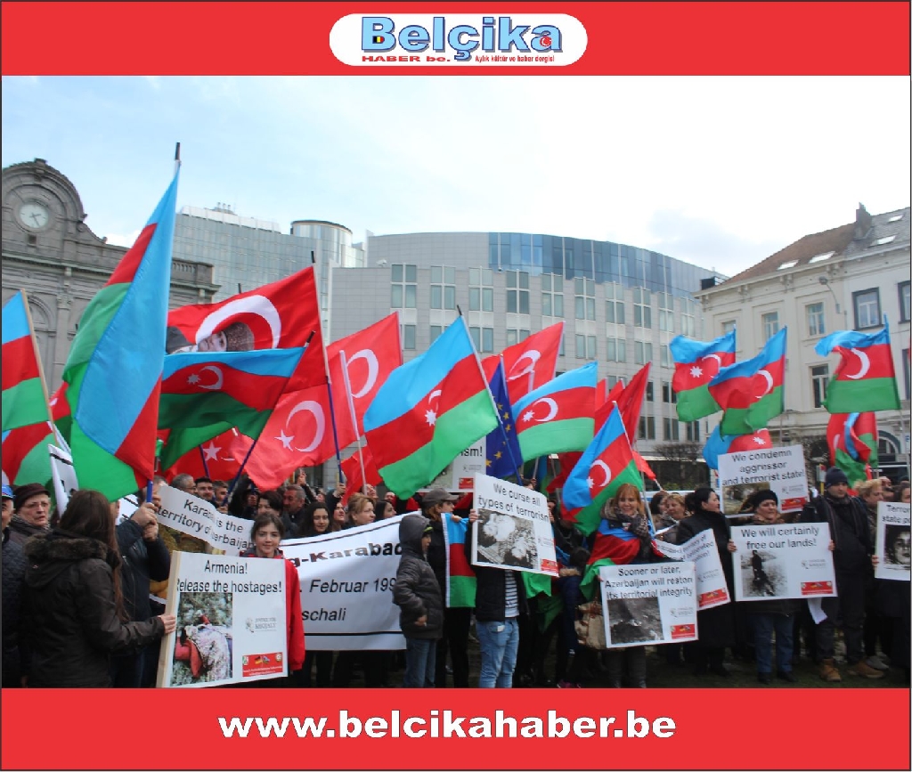 'AB'NİN KALBİNDE VE ERMENİSTAN BÜYÜKELÇİLİĞİ' ÖNÜNDE GÖRKEMLİ BİR PROTESTO GERÇEKLEŞTİRİLDİLER