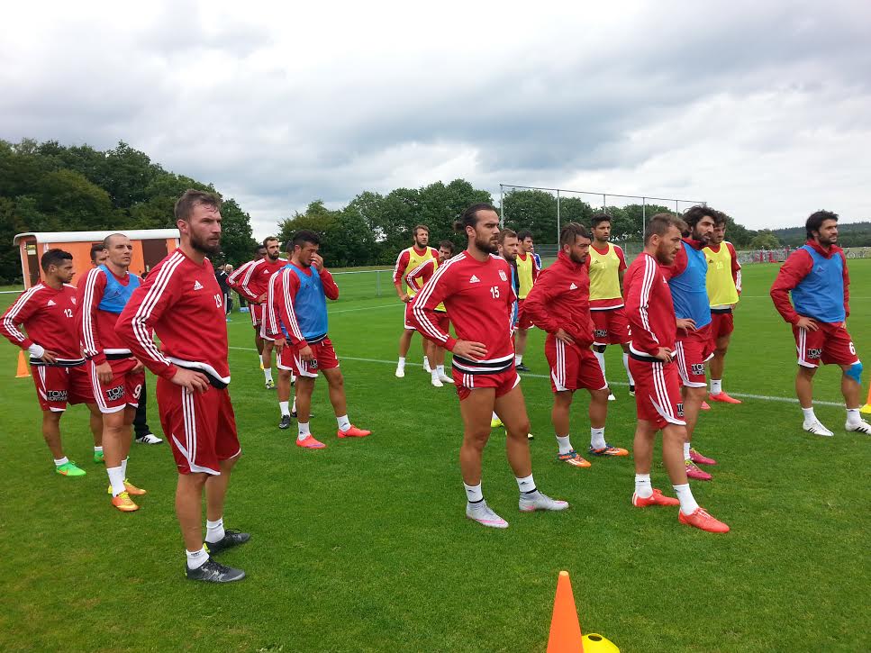 Gurbetçiler Sivasspor kampını ziyaret etti