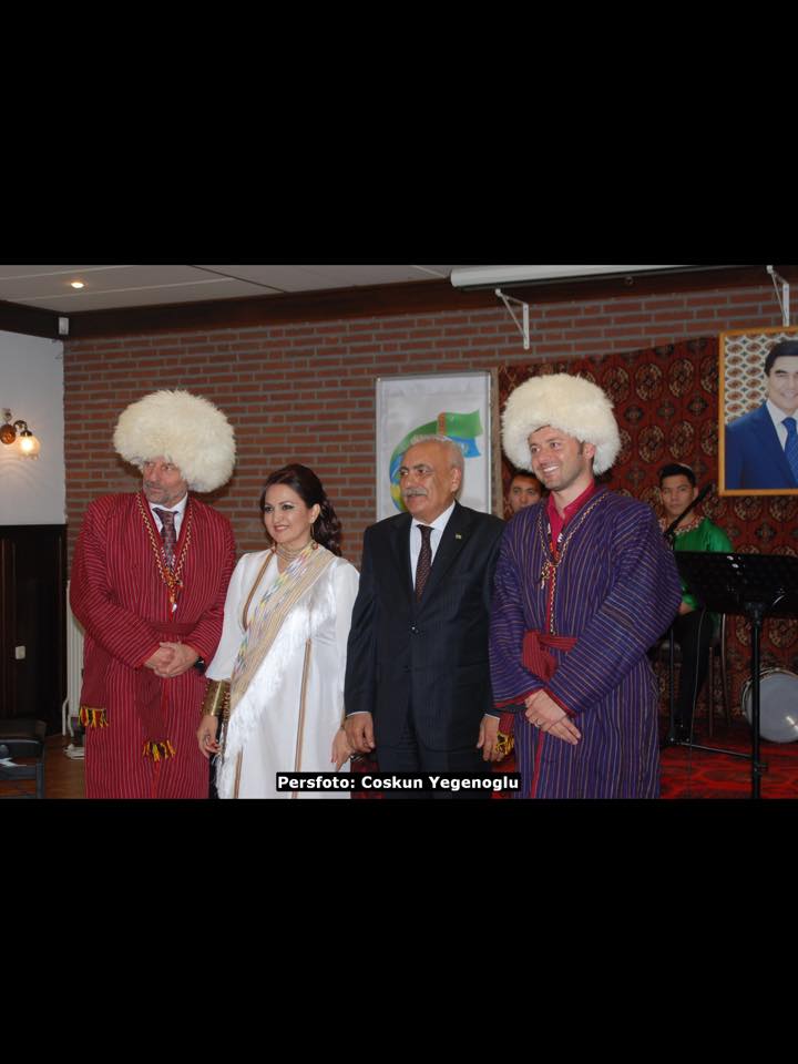 TÜRKMENİSTAN’IN ‘BAĞIMSIZLIK GÜNÜ’ HOLLANDA WEERT ŞEHRİNDE DE KUTLANDI